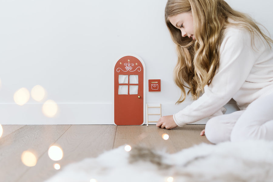 Christmas Decor | Wooden Elf Door - Cinnamon
