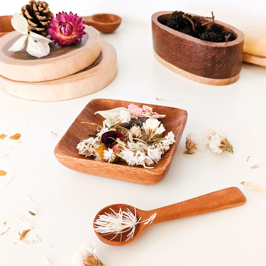 This stunning miniature wooden dish and scoop are handcrafted from neem wood.