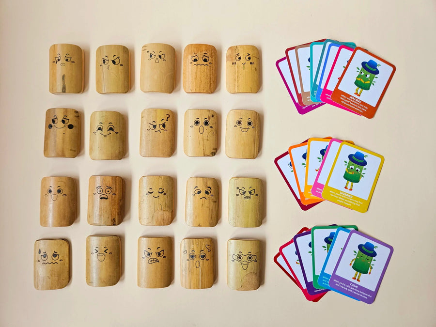 Qtoys | Bamboo Emotion Domino and Card Set