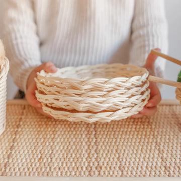 Juni Moon | Rattan Plates