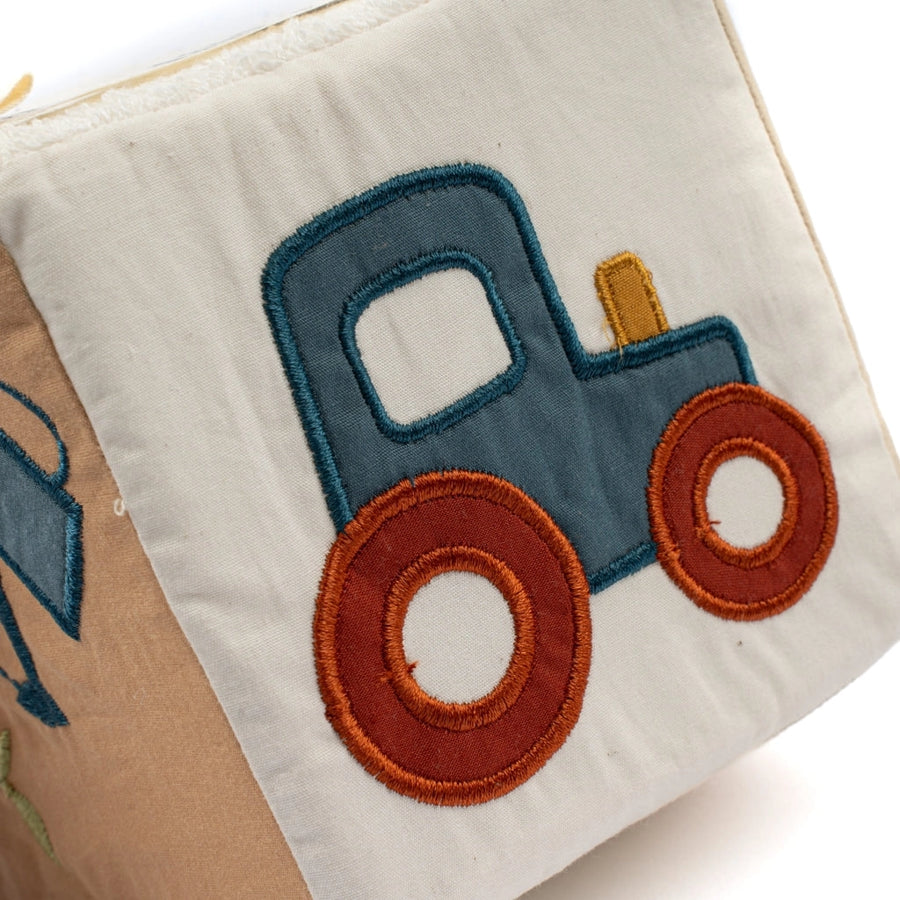 Fabelab | Organic Cotton Fabric Cube - Farm