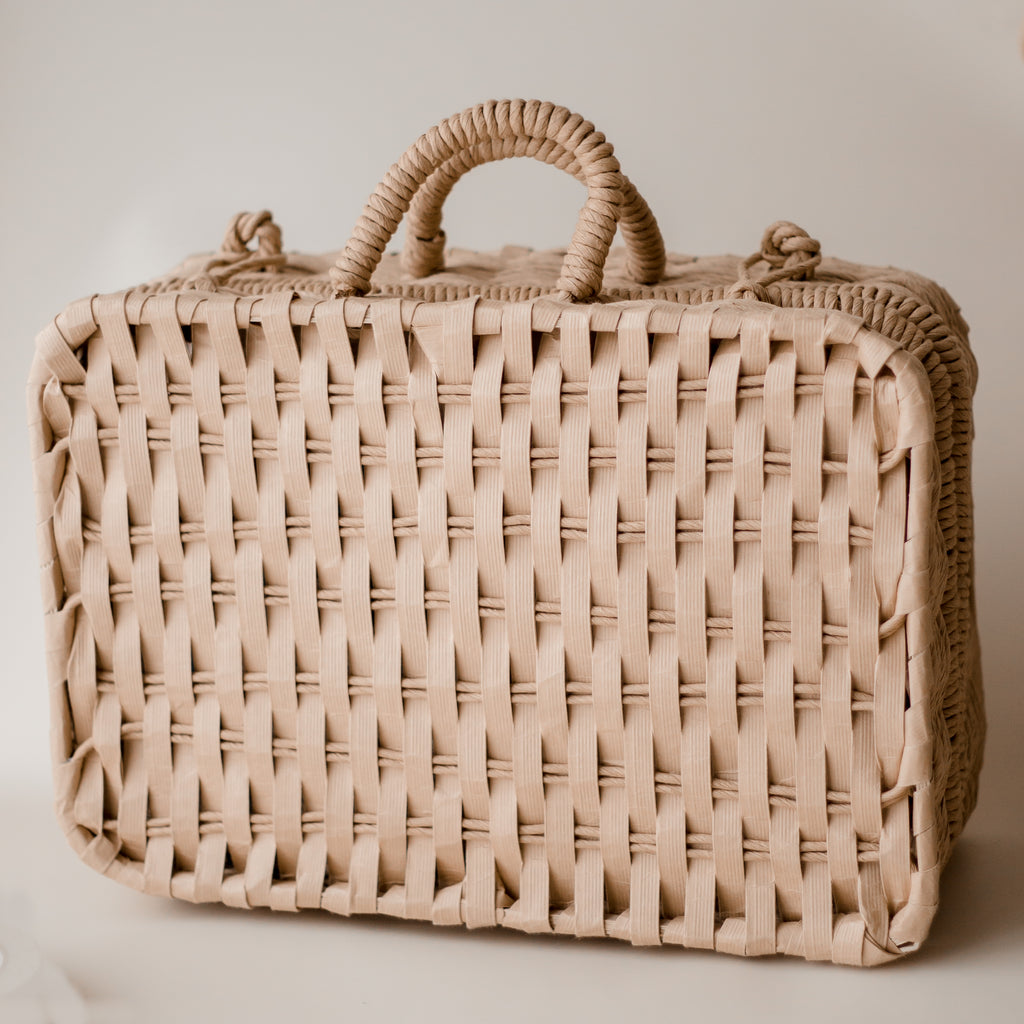 qtoys picnic basket