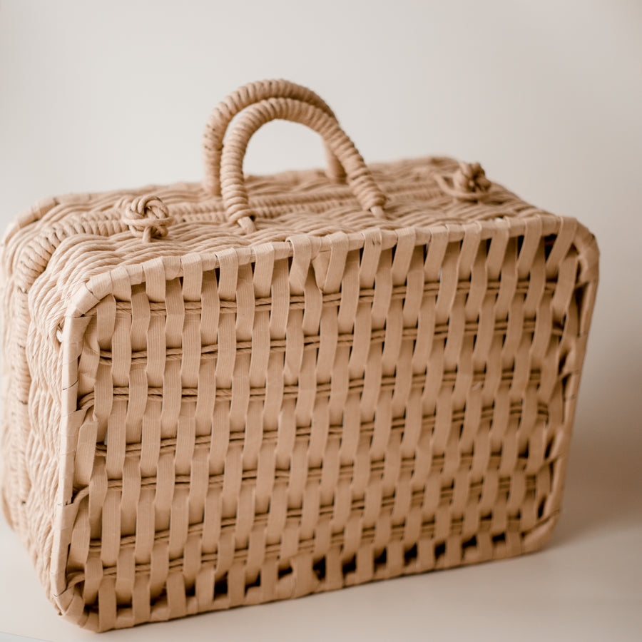 Qtoys | Jute Picnic Basket Suitcase