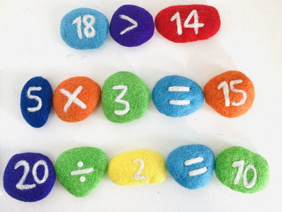 Rainbow Felt Pebble Set | Number