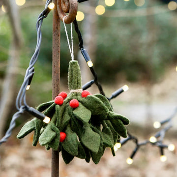 Tara Treasures | Felt Mistletoe