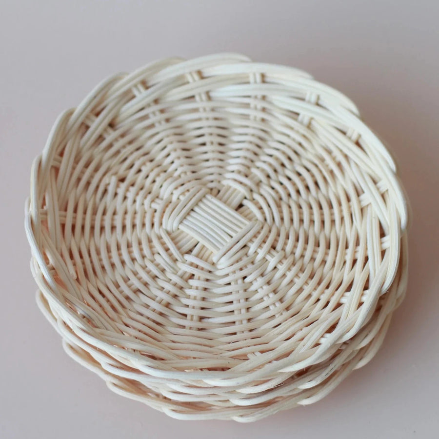 Juni Moon | Rattan Plates