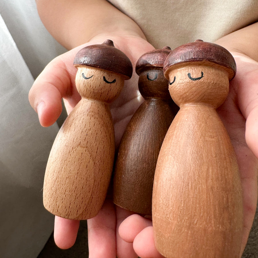 Wooden Acorn Peg Dolls (Large)