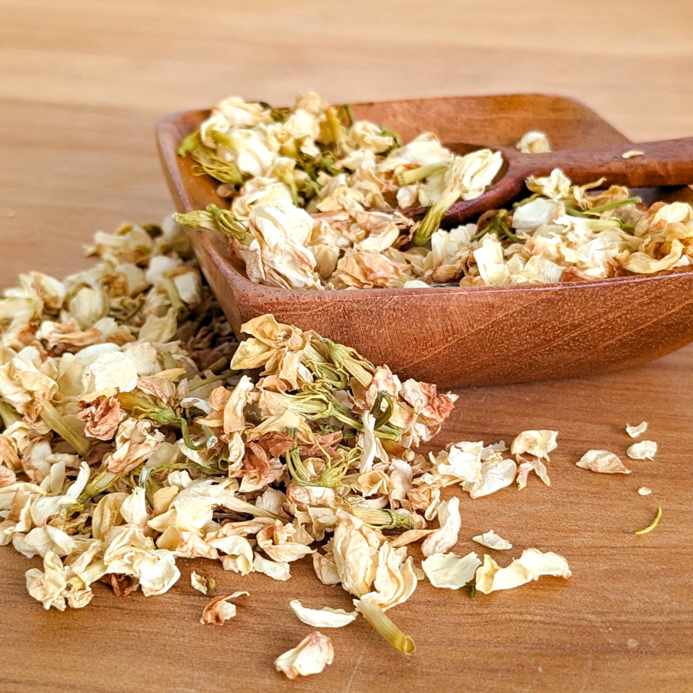 Natural Treasures Flower Confetti Jasmine Flowers Fairplay