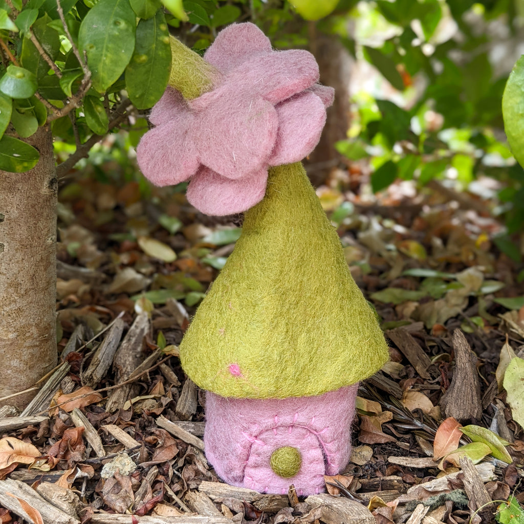 Felt Tiny Home - Pink Flowers