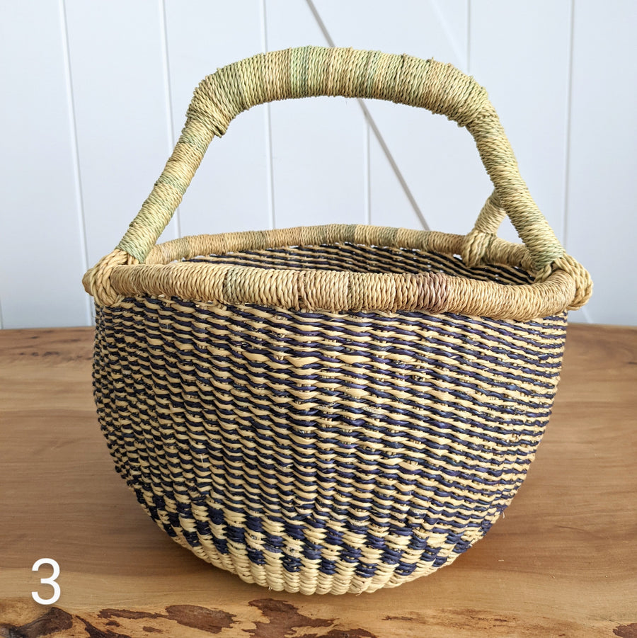 Small Foraging Bolga Basket - Patterned Designs