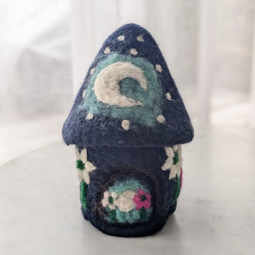 Felt Tiny Home - Luna Magic