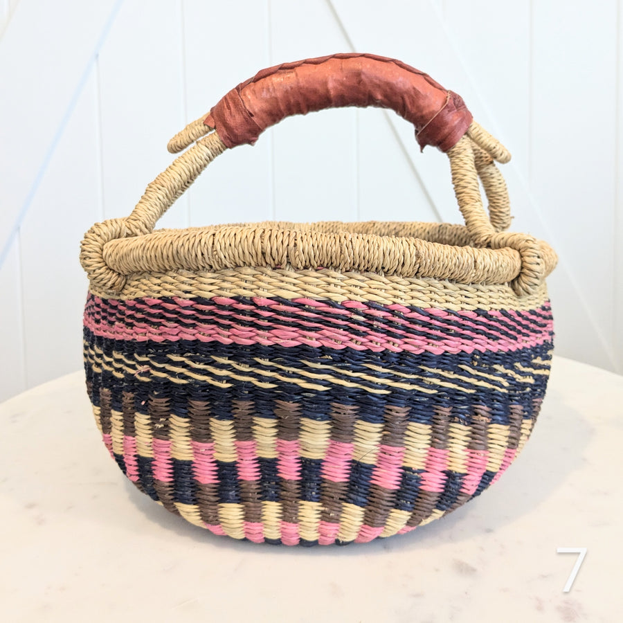 Small Foraging Bolga Basket - Patterned Designs