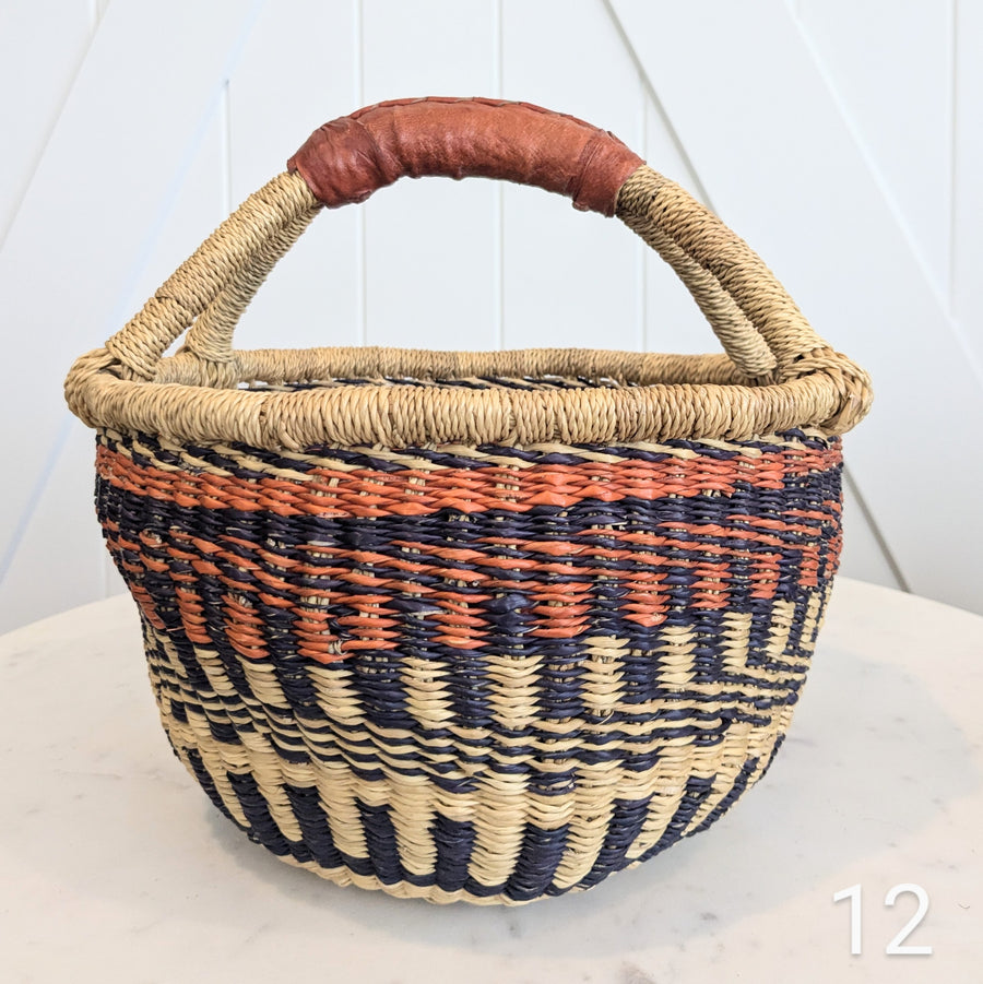 Small Foraging Bolga Basket - Patterned Designs