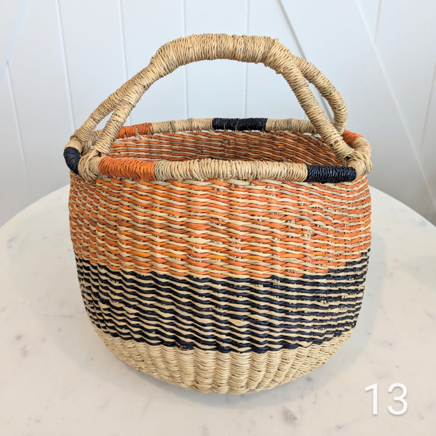 Small Foraging Bolga Basket - Patterned Designs