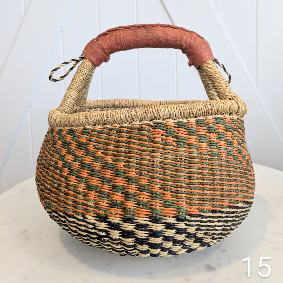 Small Foraging Bolga Basket - Patterned Designs