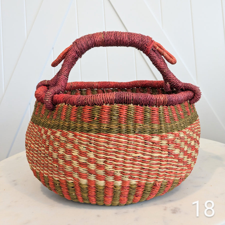 Small Foraging Bolga Basket - Patterned Designs