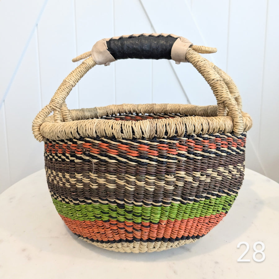 Small Foraging Bolga Basket - Patterned Designs