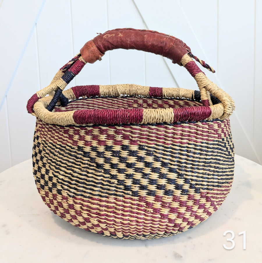 Small Foraging Bolga Basket - Patterned Designs