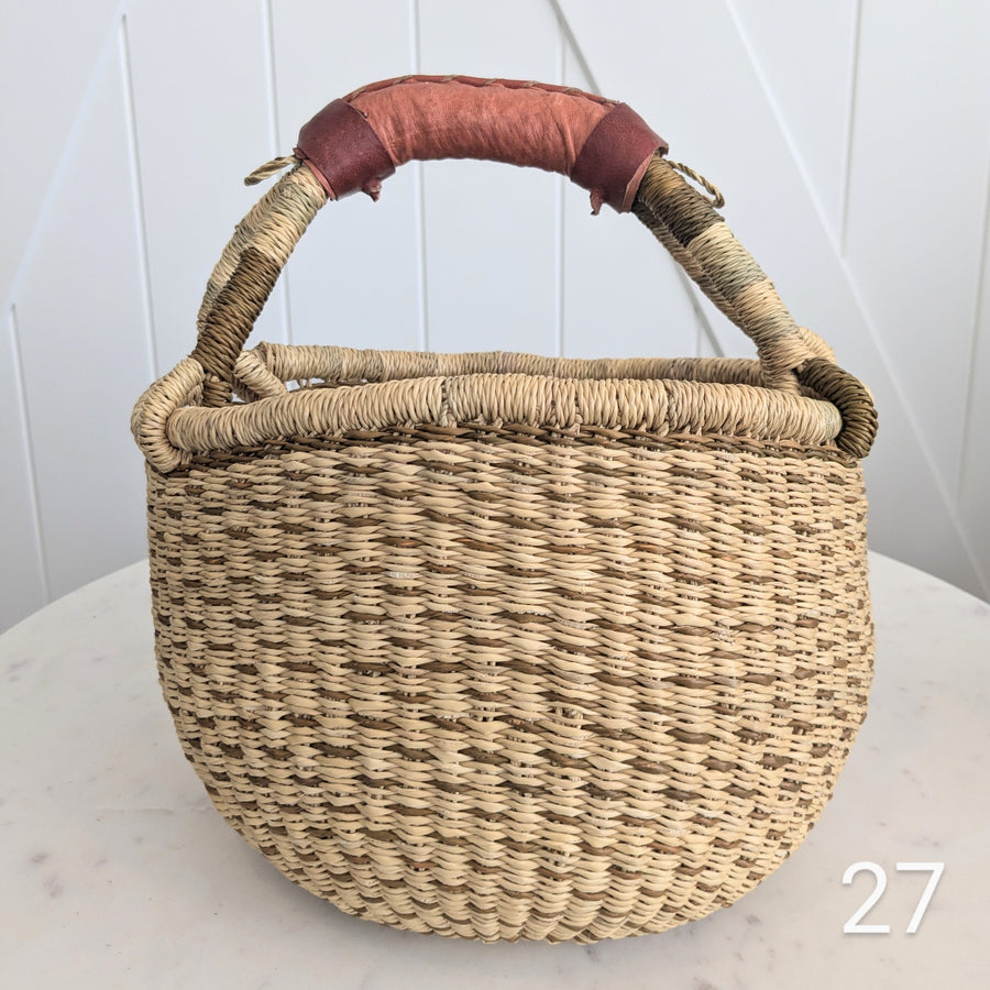 Small Foraging Bolga Basket - Patterned Designs