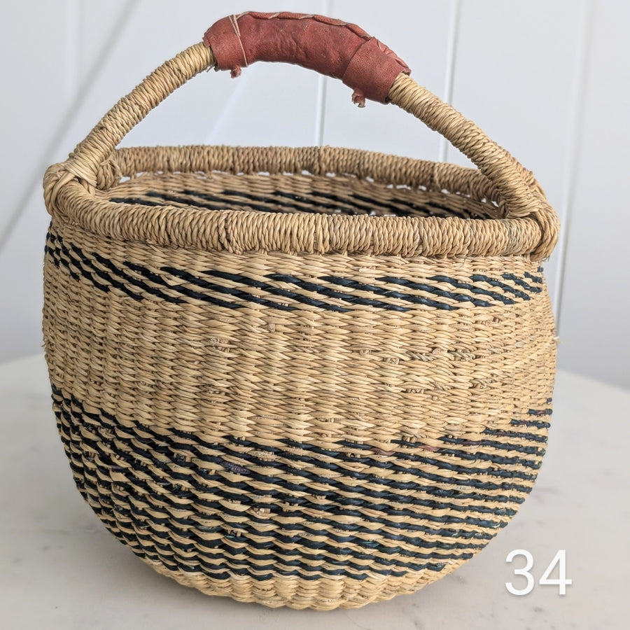 Small Foraging Bolga Basket - Patterned Designs