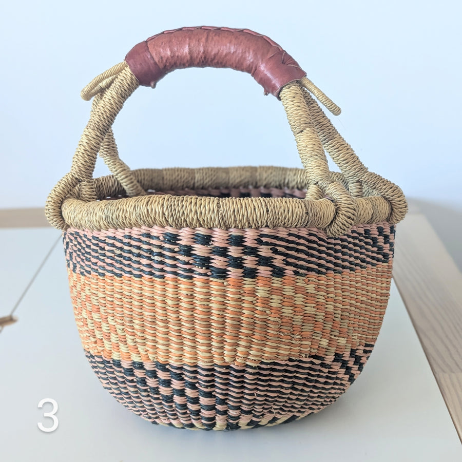 Small Foraging Bolga Basket - Patterned Designs