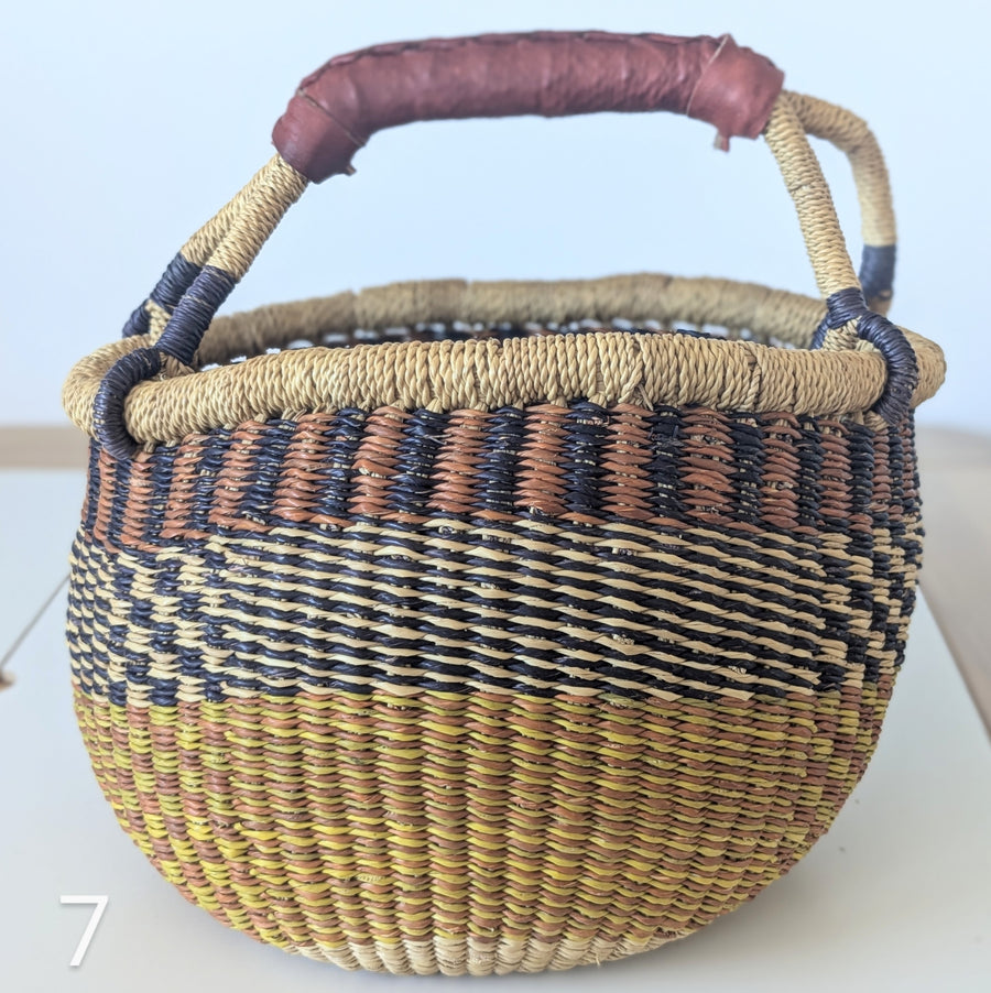 Small Foraging Bolga Basket - Patterned Designs