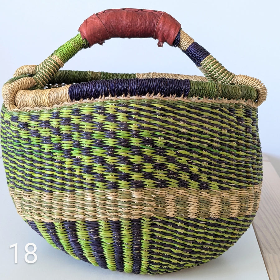 Small Foraging Bolga Basket - Patterned Designs