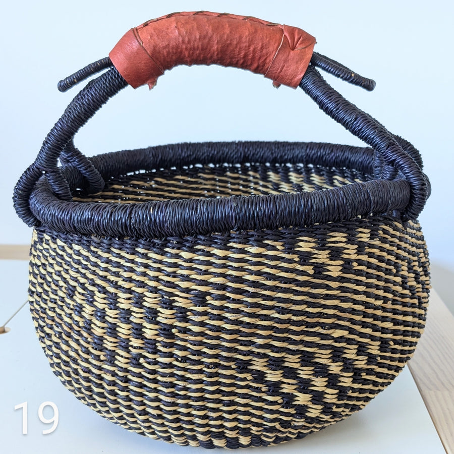 Small Foraging Bolga Basket - Patterned Designs