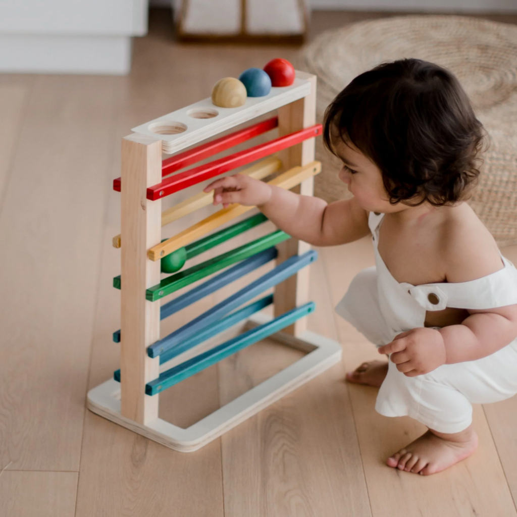 Qtoys | Track A Ball Rack