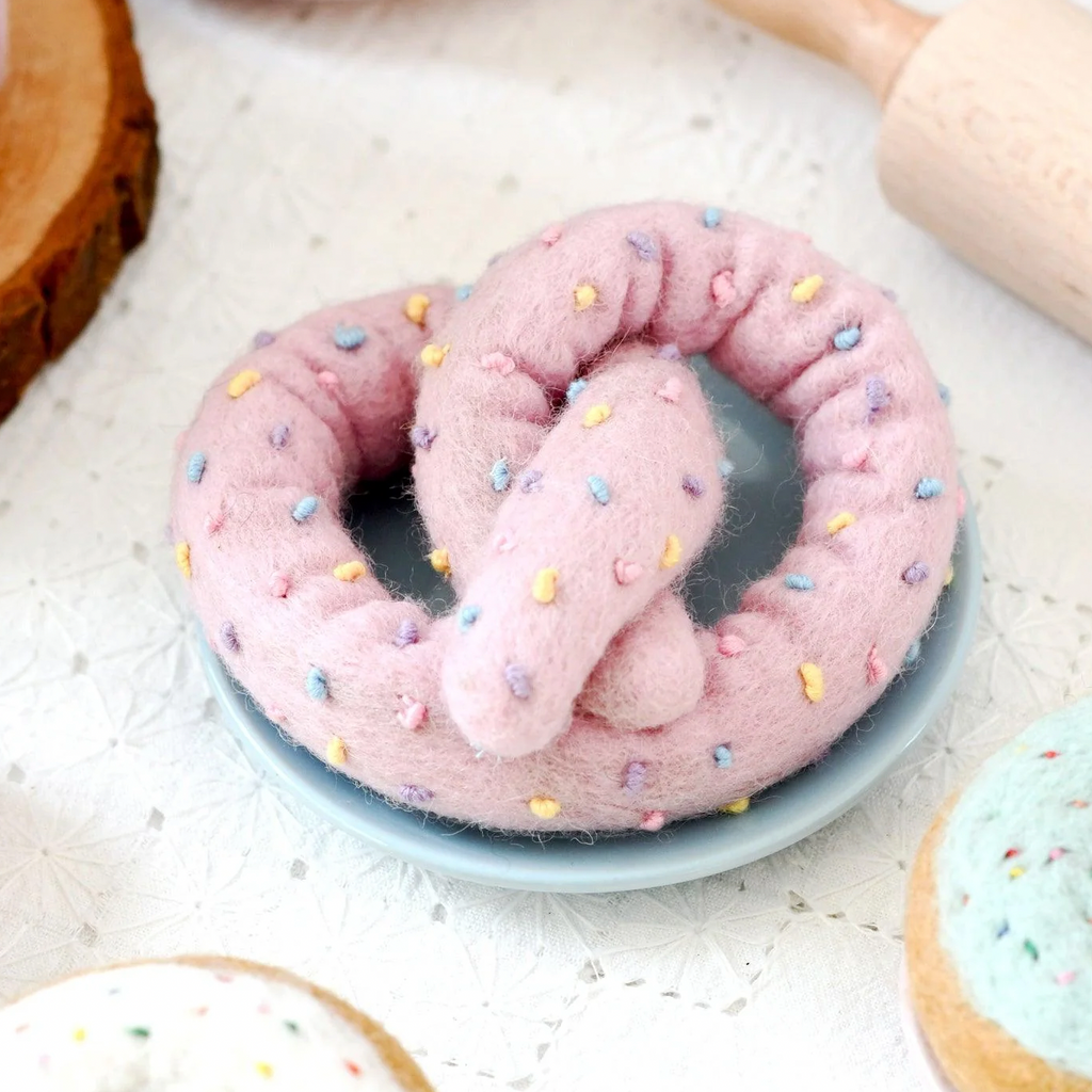 tara treasures felt pretzel