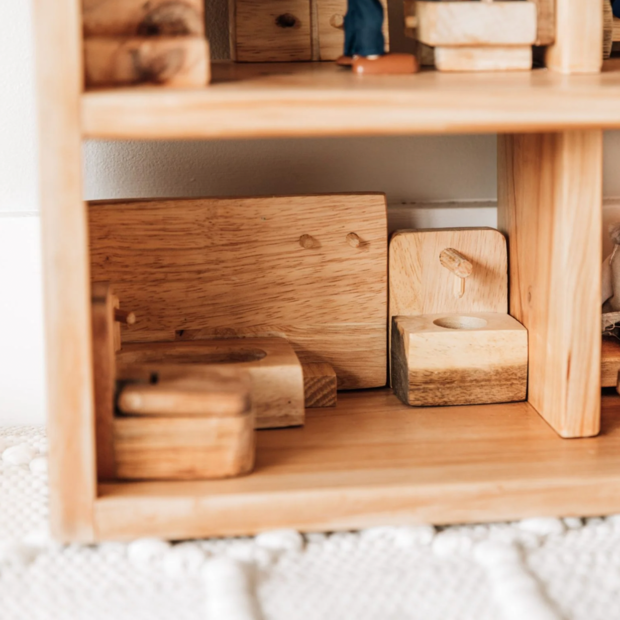 Qtoys Wooden Doll House Bathroom Furniture Fairplay