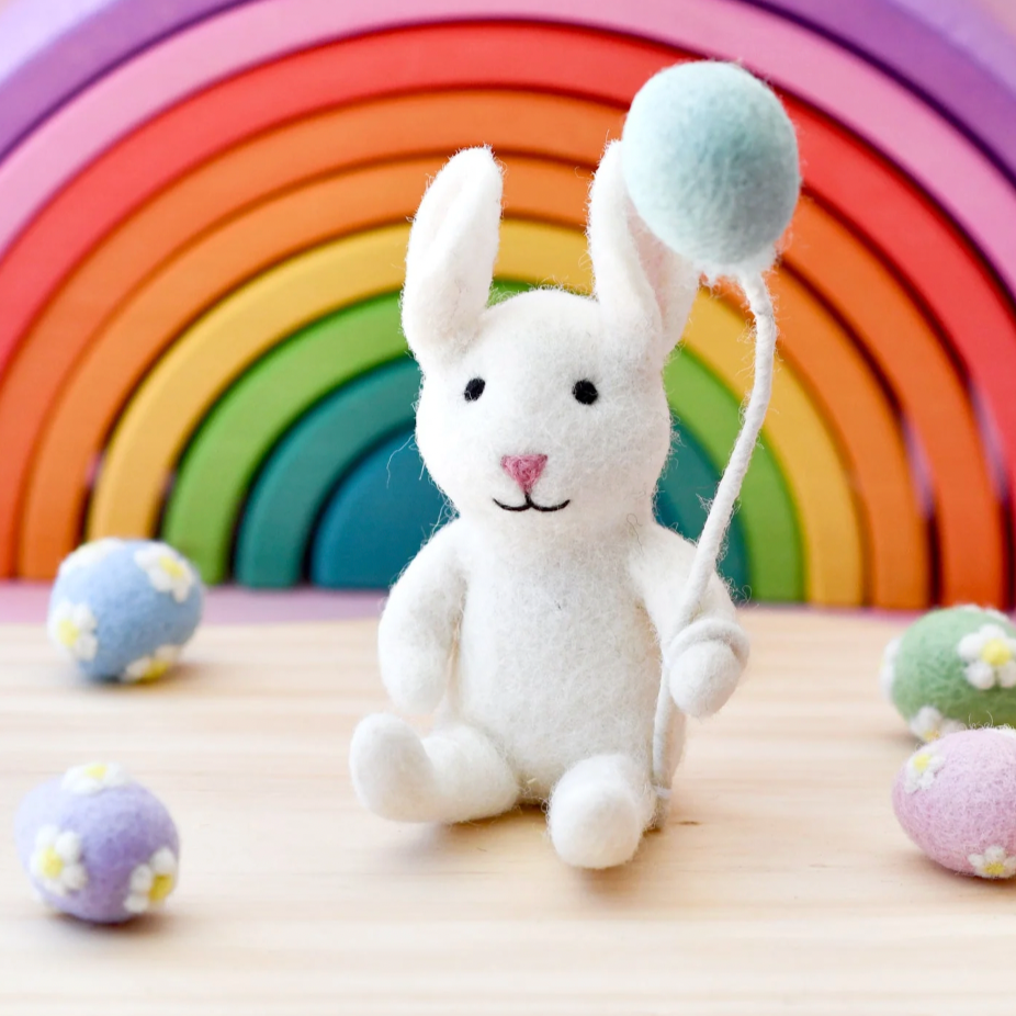 Tara Treasures | Felt Bunny Rabbit Toy with Celebration Balloon