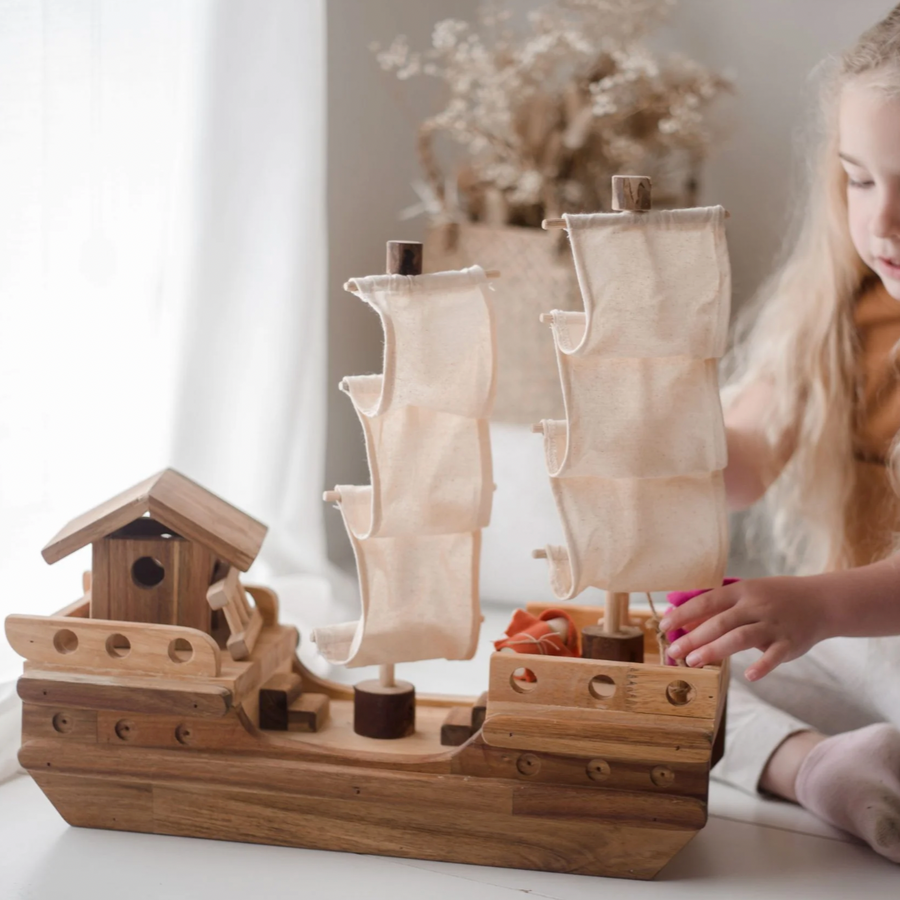 Qtoys | Wooden Pirate Ship
