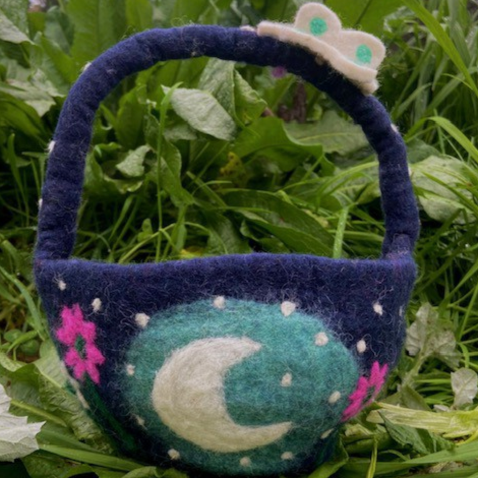 Felt Foraging Basket - Luna Magic