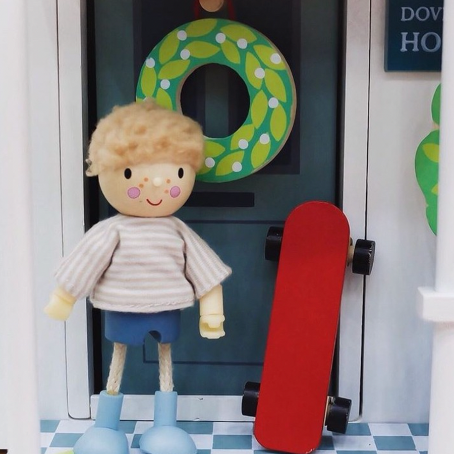 Wooden Doll - Edward and his Skateboard