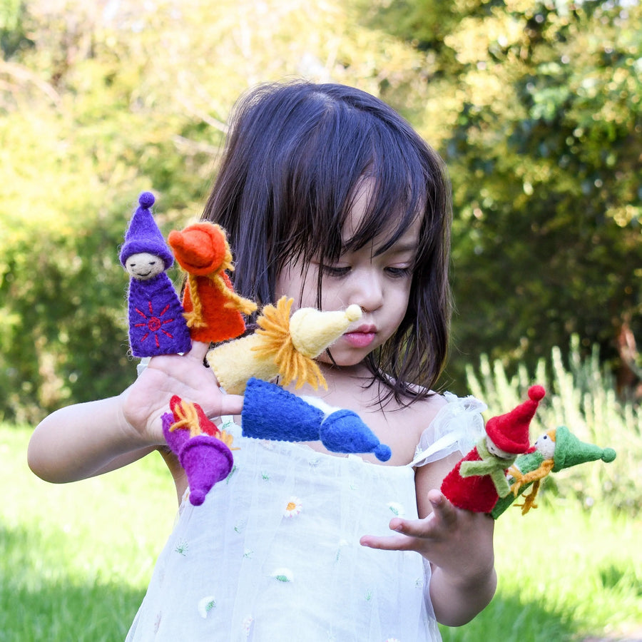 Tara Treasures | Finger Puppet Set - Rainbow People