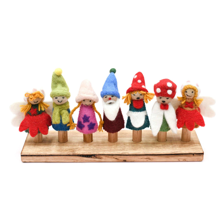 Wooden Finger Puppet Stand (7 rods)