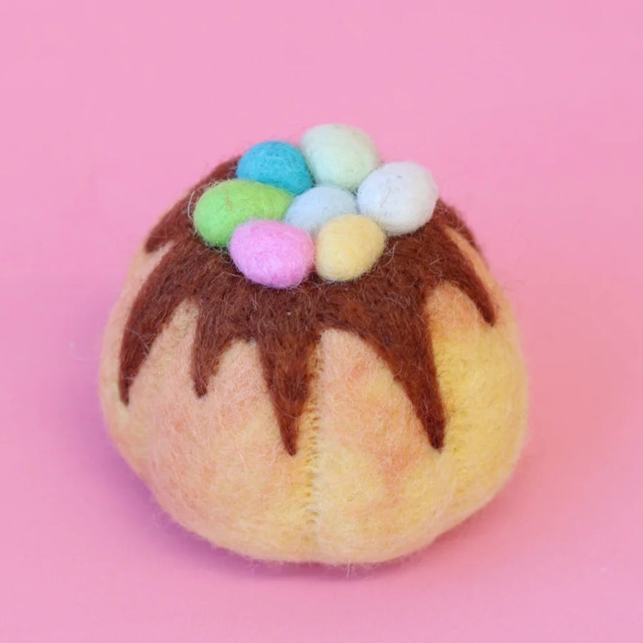 Juni Moon | Felt Food - Easter Sponge Cakes