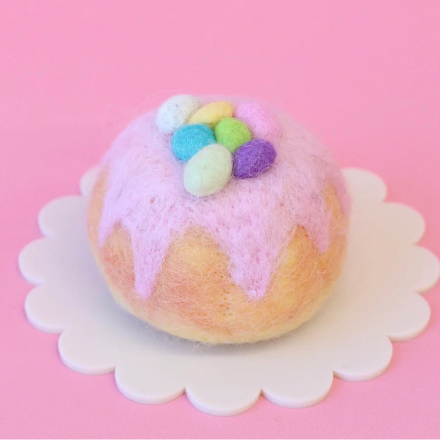 Juni Moon | Felt Food - Easter Sponge Cakes