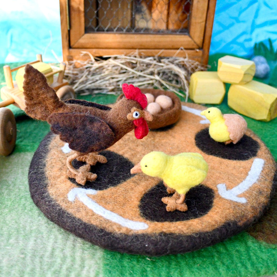 Tara Treasures | Felt Life Cycle of a Chicken