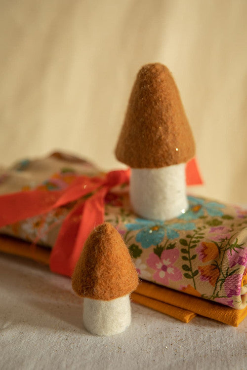 Muskhane Felt Morel Mushrooms | Caramel