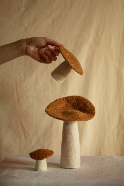 Muskhane Felt Mushrooms | Caramel