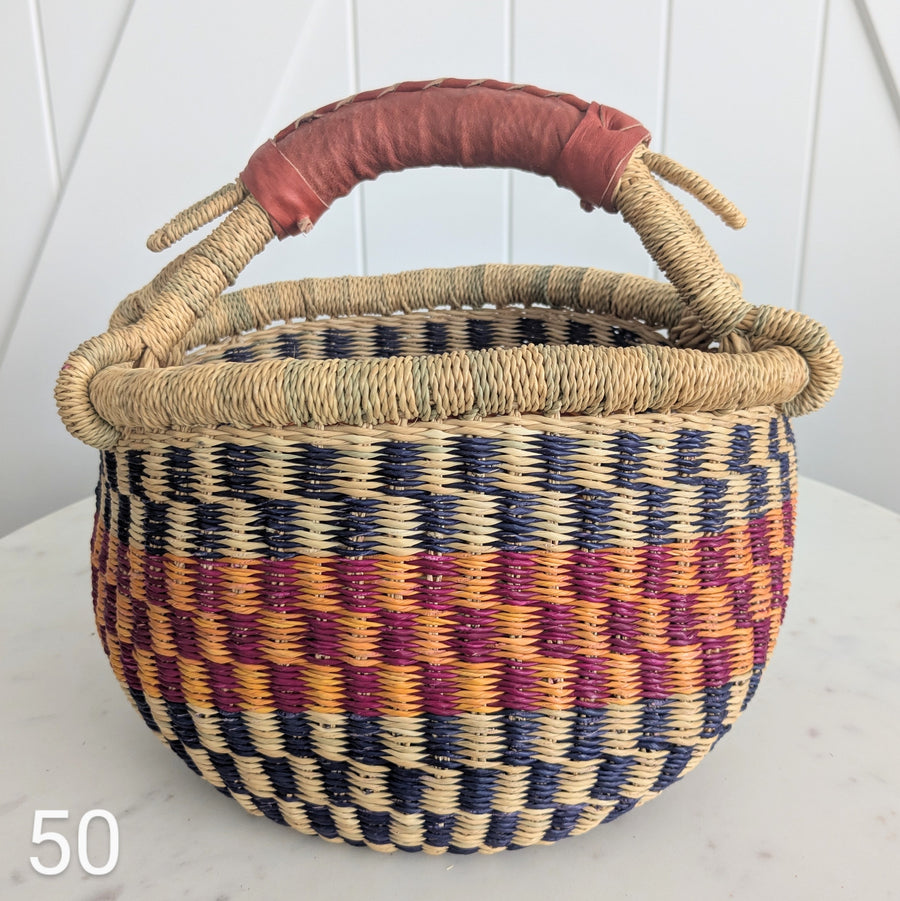 Small Foraging Bolga Basket - Patterned Designs