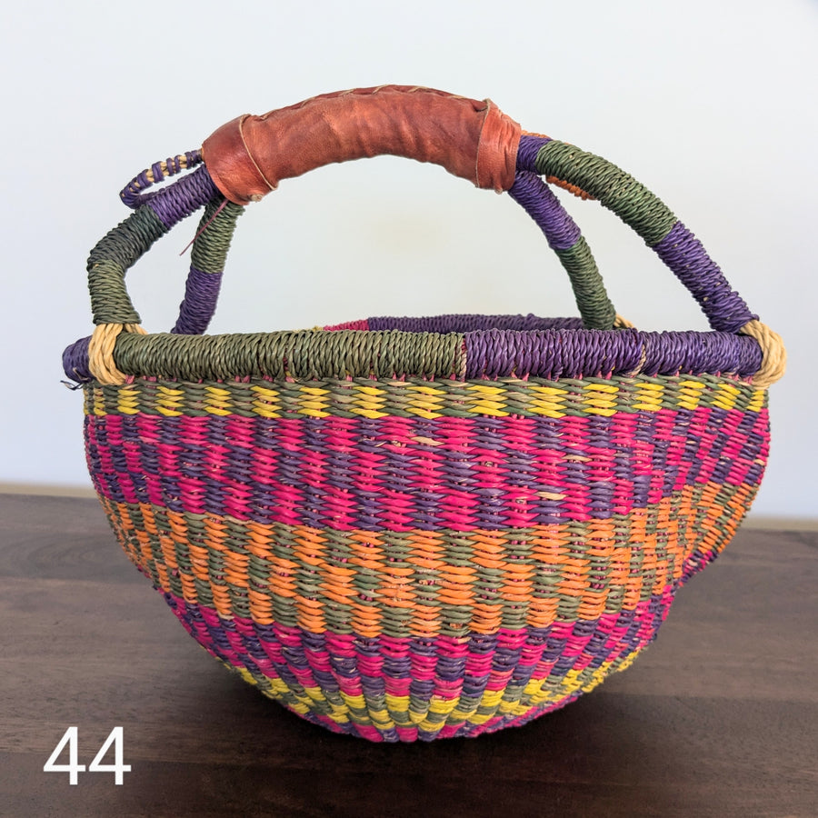 Small Foraging Bolga Basket - Patterned Designs