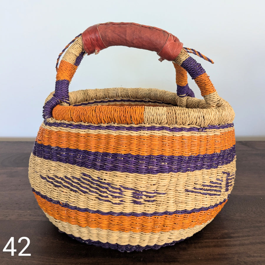 Small Foraging Bolga Basket - Patterned Designs