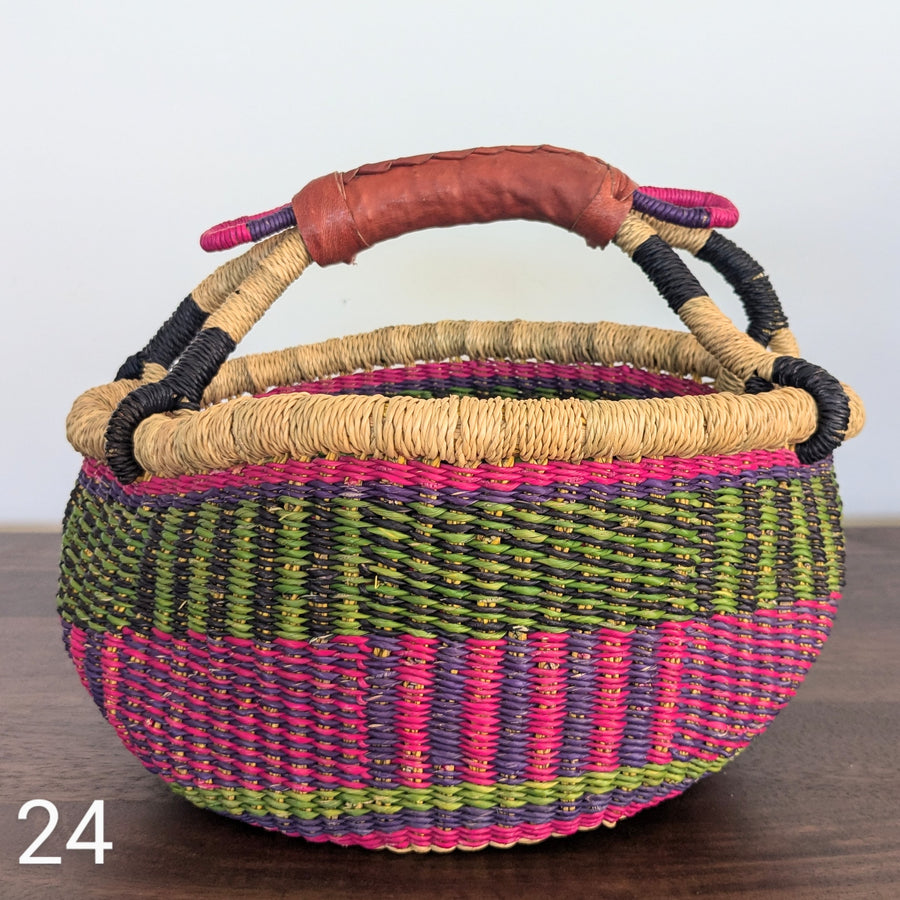 Small Foraging Bolga Basket - Patterned Designs