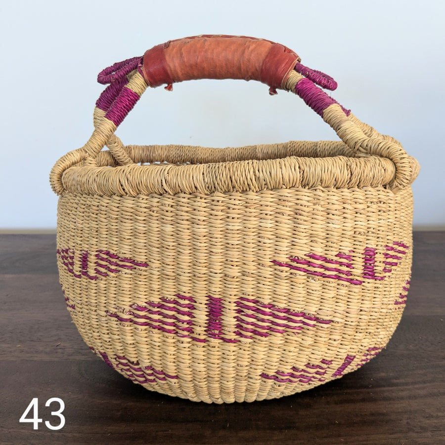 Small Foraging Bolga Basket - Patterned Designs