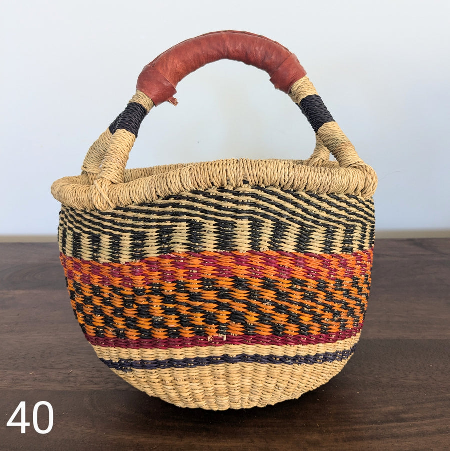 Small Foraging Bolga Basket - Patterned Designs