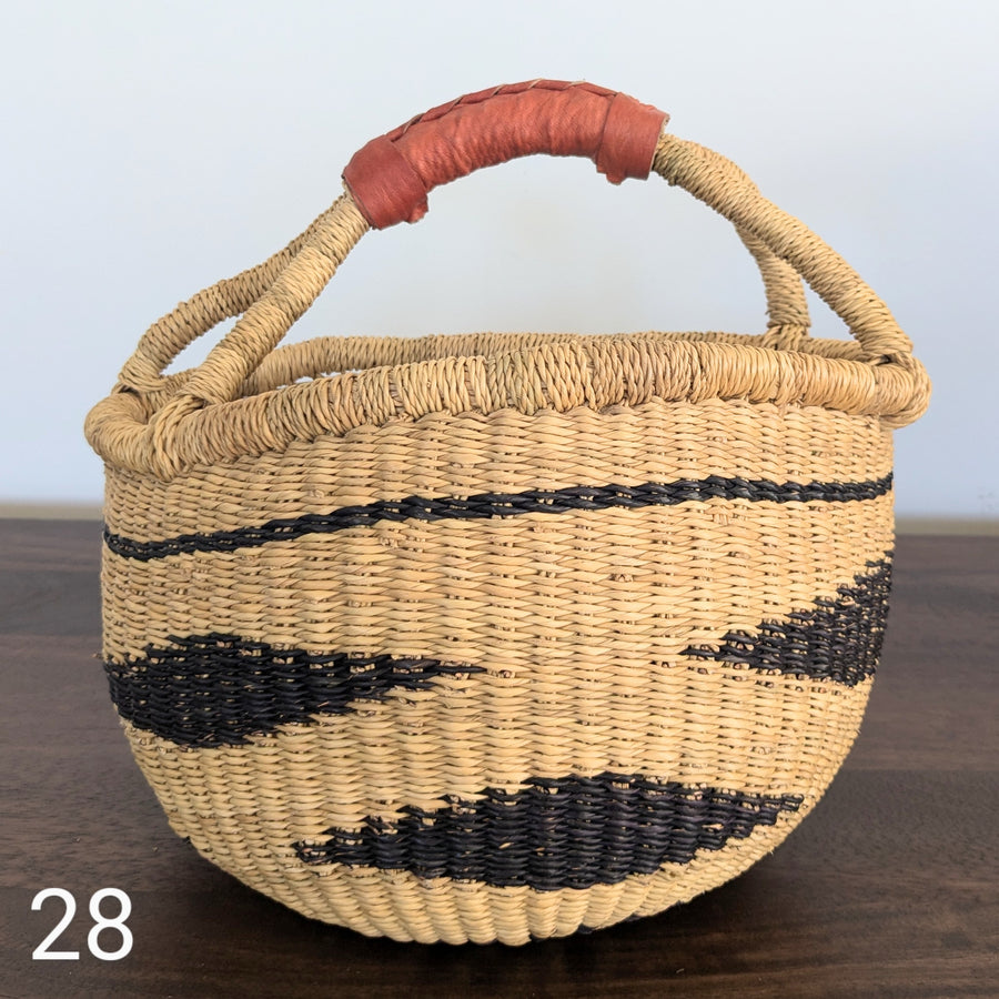 Small Foraging Bolga Basket - Patterned Designs