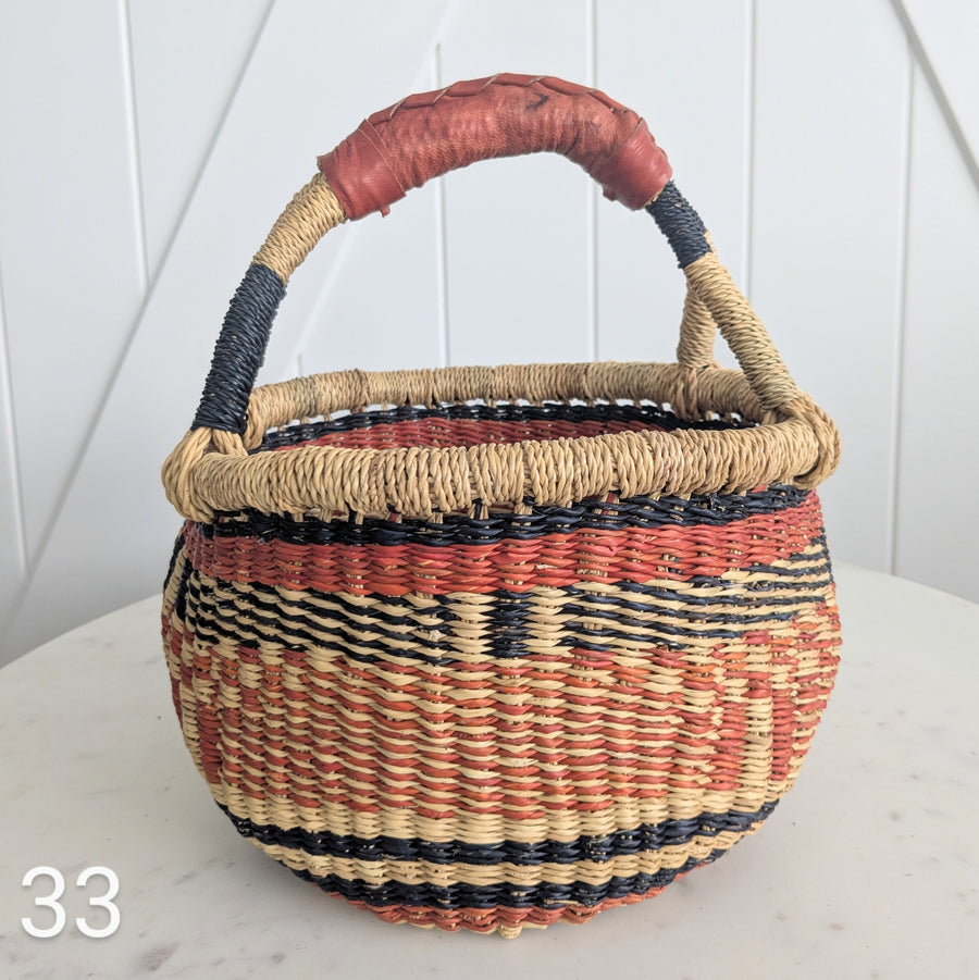 Small Foraging Bolga Basket - Patterned Designs